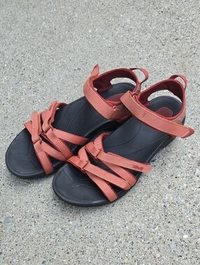 Teva Tirra Women’s Sport Sandals Size 10